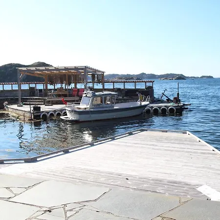 Kobbaneset Hk - Tett Pa Havet - Bekkjarvik